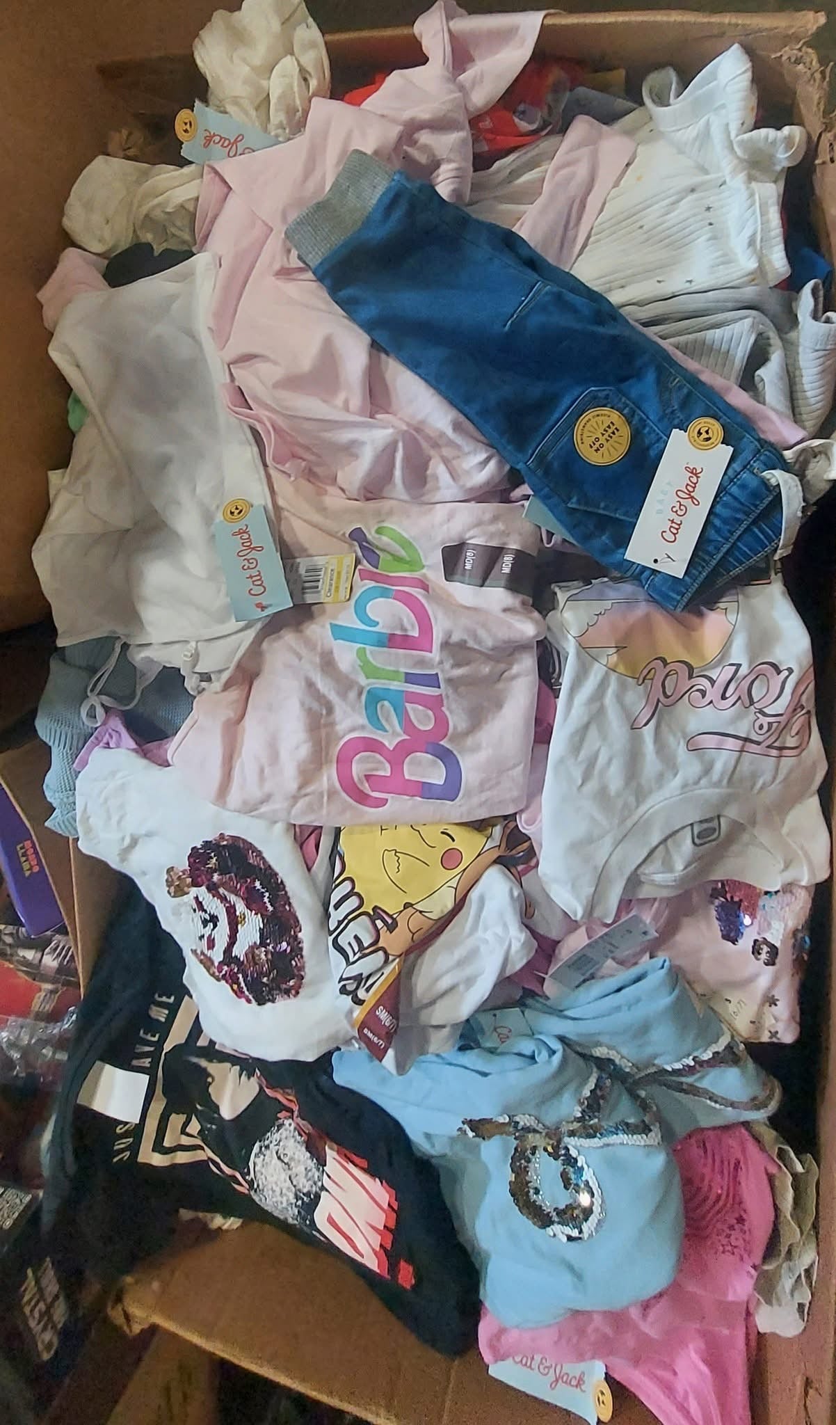 BOX OF MIXED KIDS CLOTHING